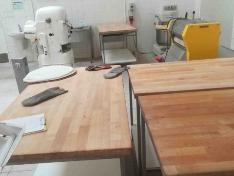 Pracovný stôl nerez drevo