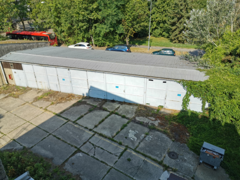 Výrobné objekty v areáli spoločnosti Istrochem.