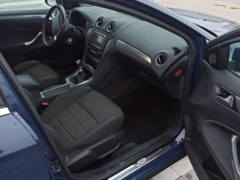 Ford Mondeo Combi 2.0 TDCi DPF Titanium