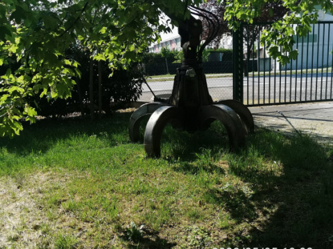 Polipový drapák spolu s SENNENBOGEN - nakladač