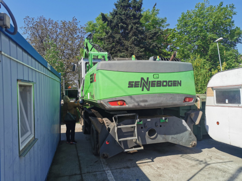 Polipový drapák spolu s SENNENBOGEN - nakladač