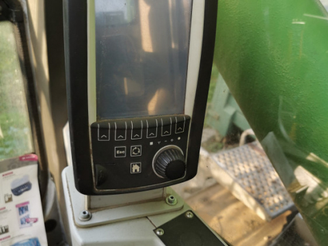 Polipový drapák spolu s SENNENBOGEN - nakladač