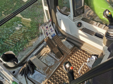 Polipový drapák spolu s SENNENBOGEN - nakladač