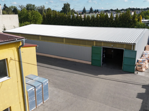 Výrobný areál v priemyselnej časti mesta Senica