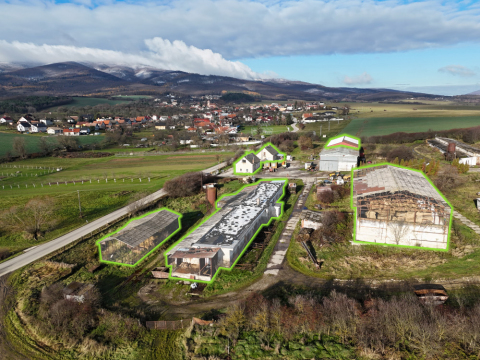 Predaj stavieb v areáli na okraji obce Dubodiel v okrese Trenčín