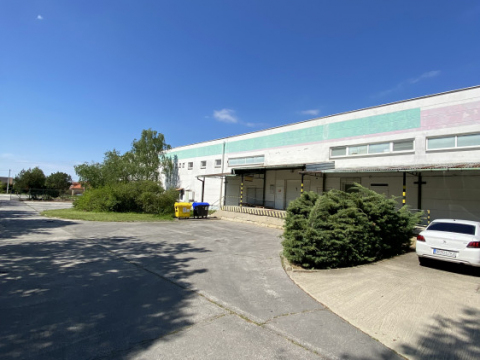 Online aukcia súboru nehnuteľného a hnuteľného majetku