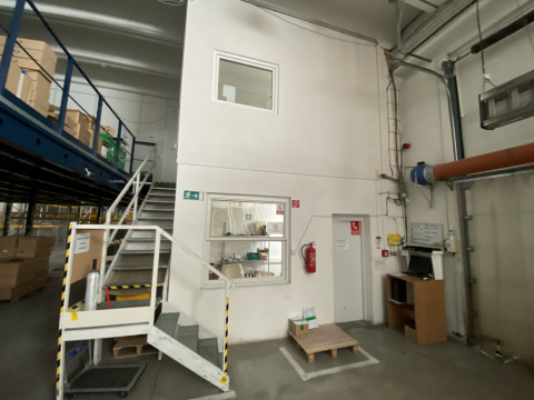 OnlineAukcia súboru nehnuteľného a hnuteľného majetku