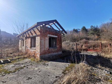 Predaj stavieb v areáli bývalého družstva v obci Ružiná