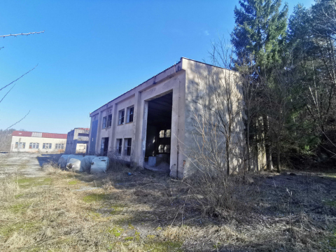 Predaj stavieb v areáli bývalého družstva v obci Ružiná