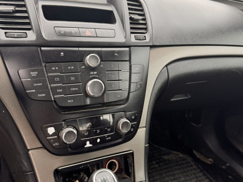 Opel Insignia - nepojazdné