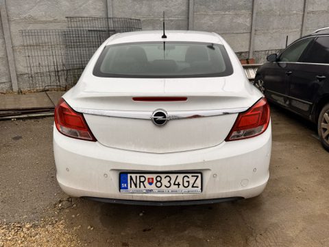 Opel Insignia - nepojazdné